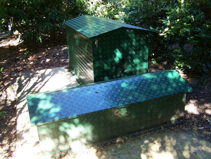 custom made pump houses